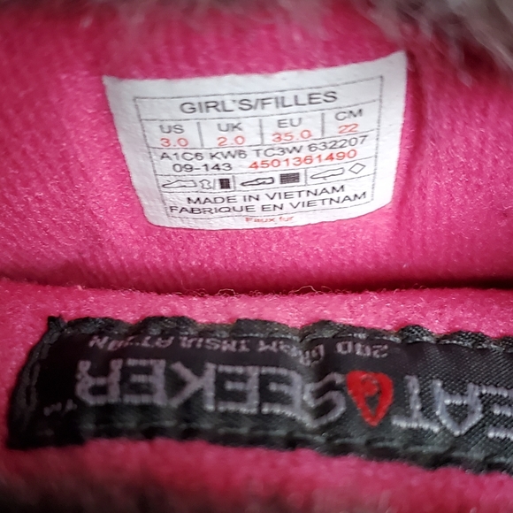 The North Face boots. - Picture 8 of 12